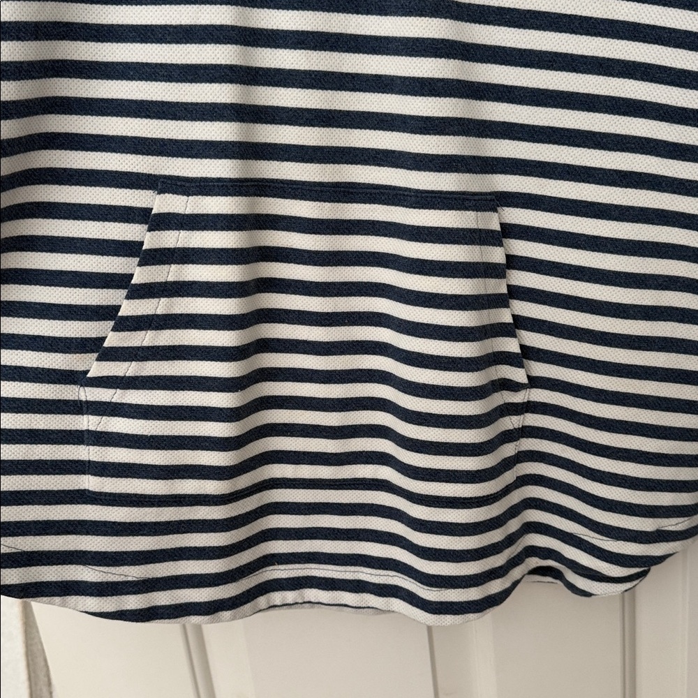 Women’s Vineyard Vines Navy and White Striped Quarter Zip - Picture 4 of 4